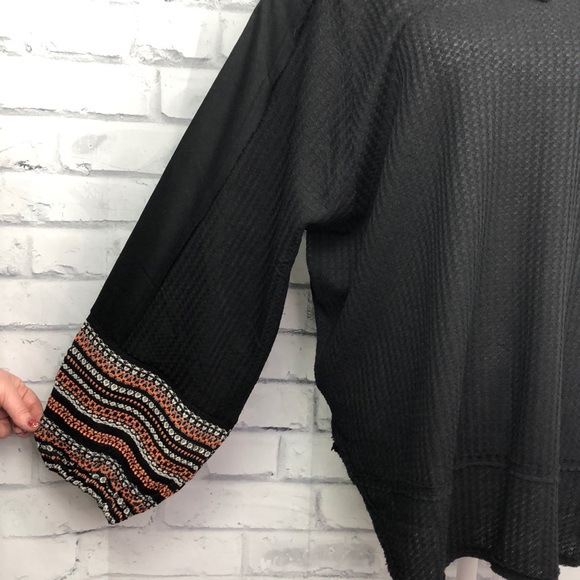 Umgee - Picture 2 of 3